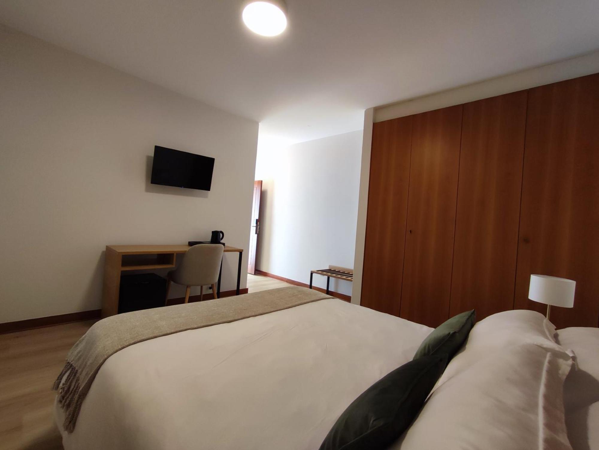 Nr Suites - Alojamento Local Mealhada Szoba fotó